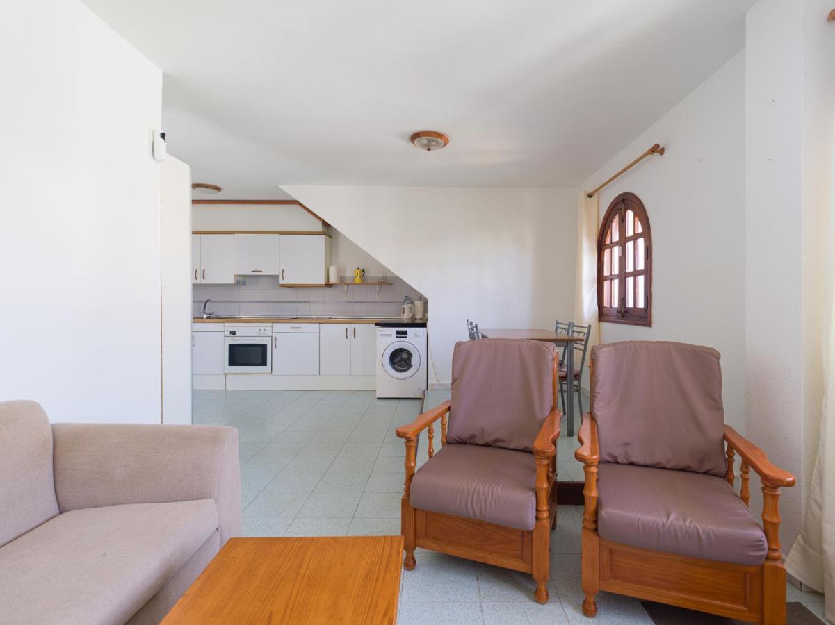 Homeforguest Apartamento Acogedor En Caleta De Fuste Bagian luar foto