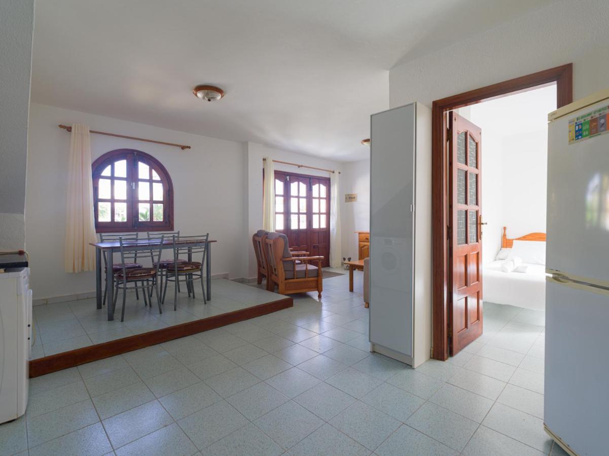 Homeforguest Apartamento Acogedor En Caleta De Fuste Bagian luar foto